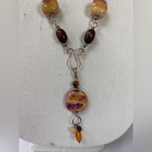 Funky artisan silvertone wire style neutral necklace - Picture 3 of 7